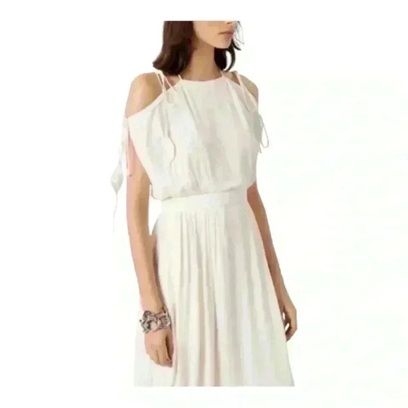 Tory Burch NWT Evalene Ivory Cold Shoulder Crepe Maxi Dress Size 2 - Picture 2 of 11